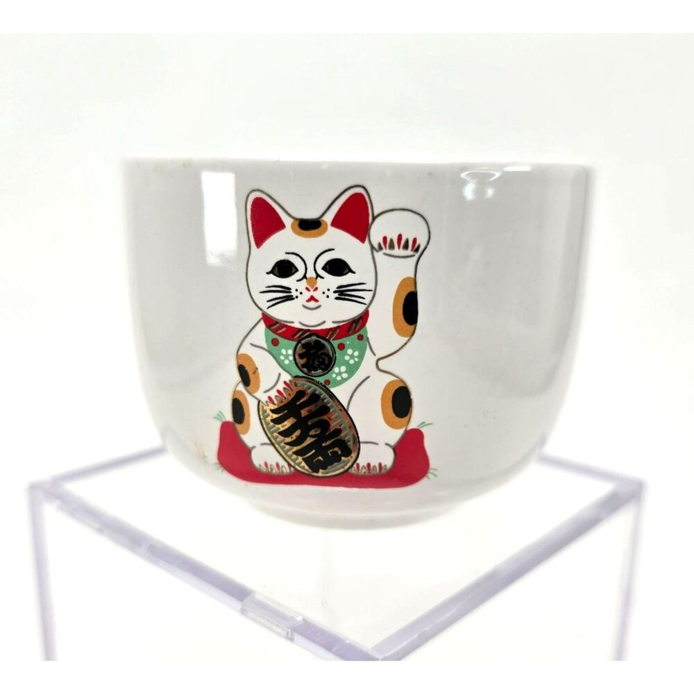 Japanese Lucky Cat Ceramic Bow Cup For Tea or Rice je195